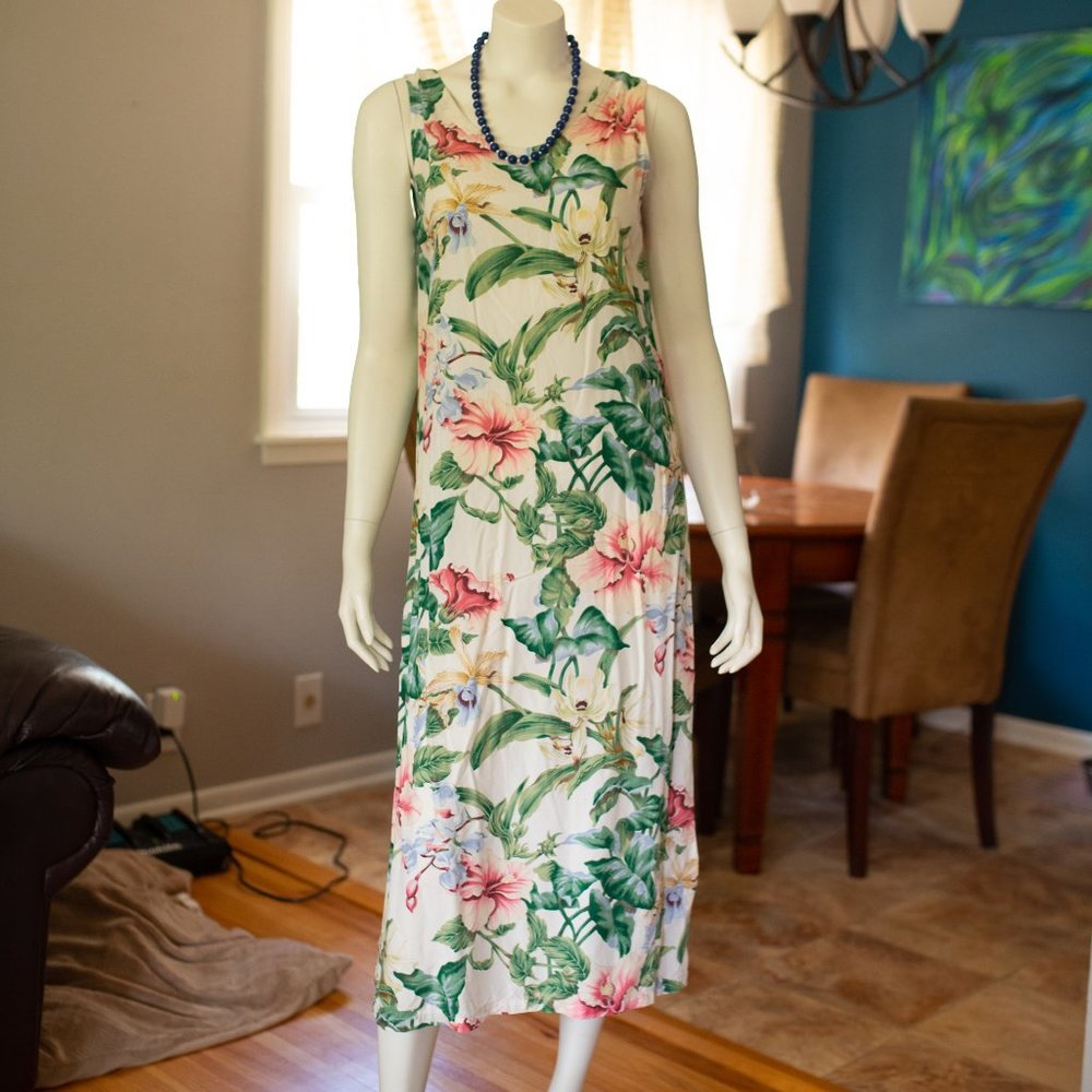 Women's Vintage floral dress. Size 2- 8